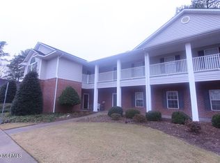 2219 E Locksley Woods Dr, Greenville, NC 27858