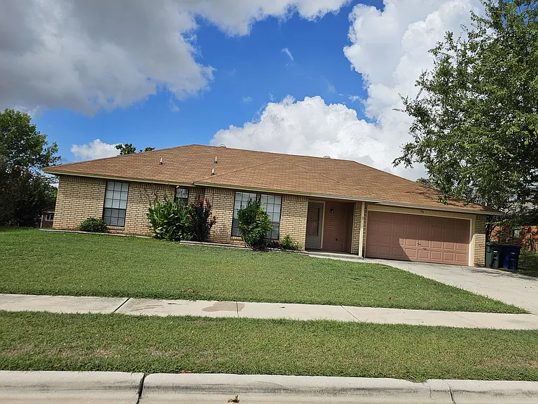 116 E Blancas Dr — Photo 26