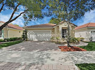 962 Azure Ln, Fort Lauderdale, FL 33326