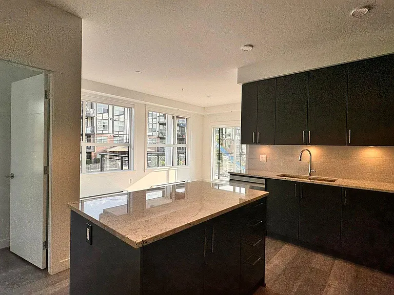 5504 Brydon Cres #214 — Photo 8