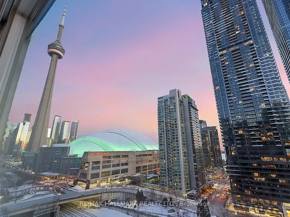 381 Front St W #1810, Toronto, ON M5V 3R8