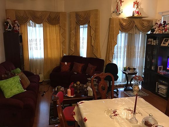5th image of 93 Tompkins Cir