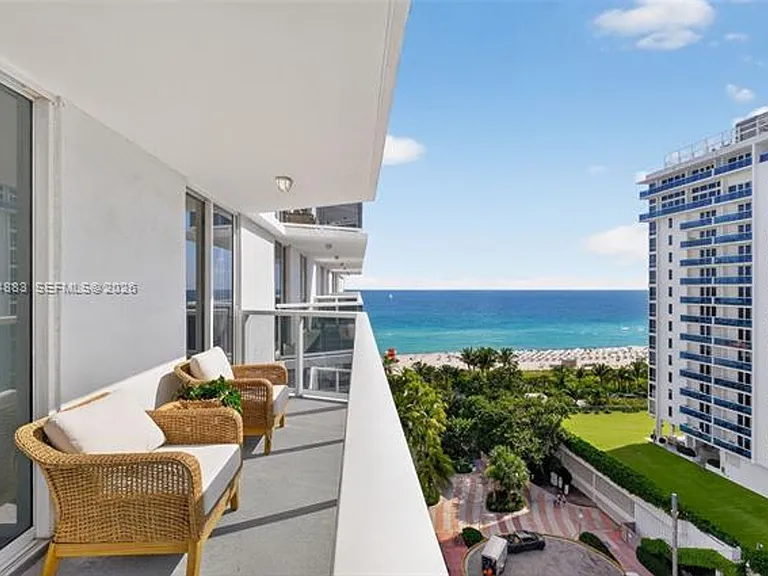 2401 Collins Ave #1406 — Photo 27