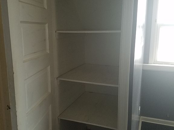 5th image of 3319 W Potomac Ave #2nd