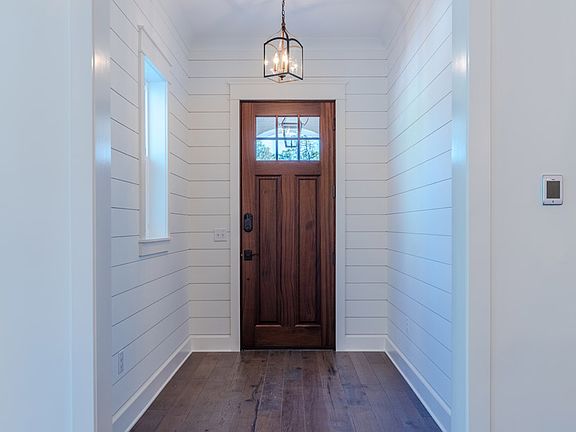 Representative Photos. Colors, finishes and upgrades may vary.