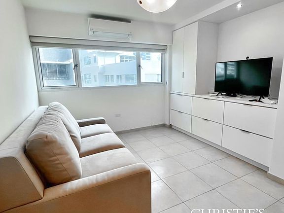 4th image of 1360 Ashford #304