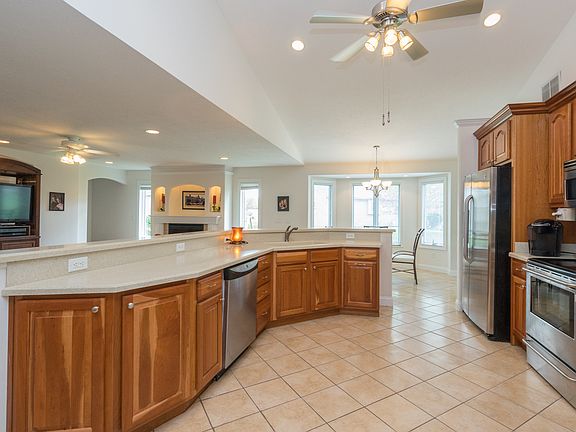 2nd image of 102 Williams Way