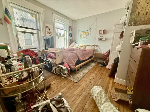 1665 Commonwealth Ave, Brighton, MA