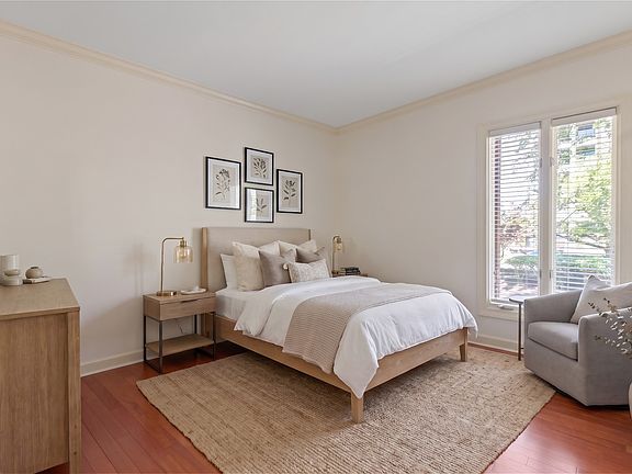4th image of 4105 Ashley Park Dr