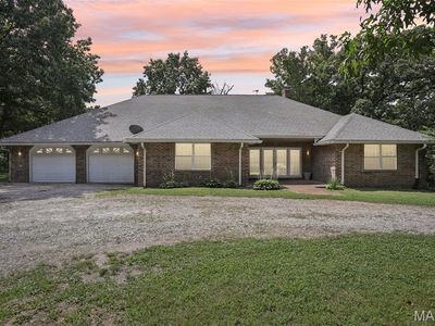 31470 E Bartlett Rd, Brighton, IL, 62012