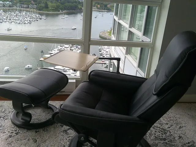 1033 Marinaside Cres #29XX — Photo 4