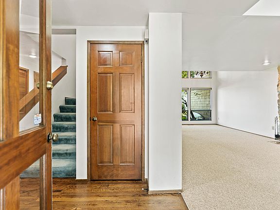 3rd image of 17538 NE 38th Ct Unit 19