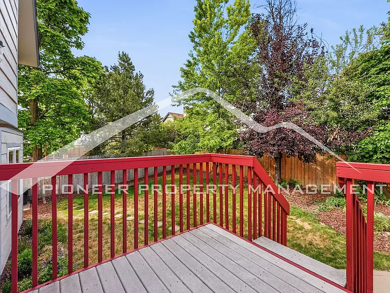 9753 Independence St — Photo 22