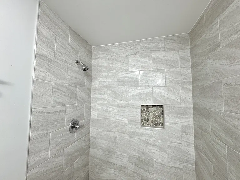 704 E Chestnut Ave — Photo 26