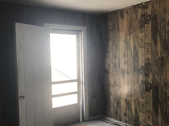 4th image of 1110 N 7th St