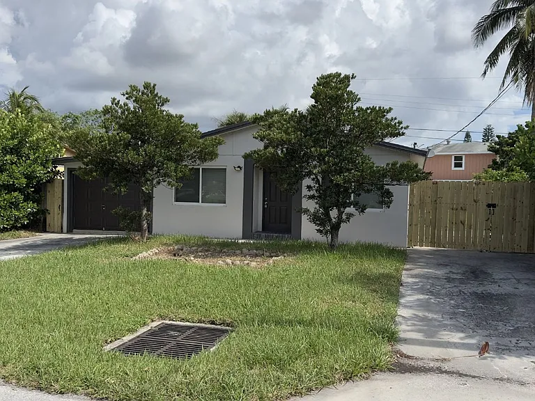 3603 William St — Photo 2