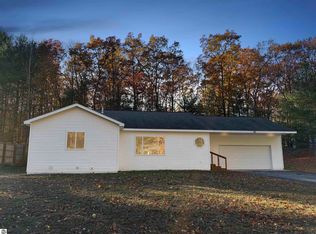 85 Tibbets Lake Ln, Traverse City, MI 49696