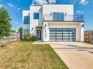 2043 Canada Dr, Dallas, TX 75212