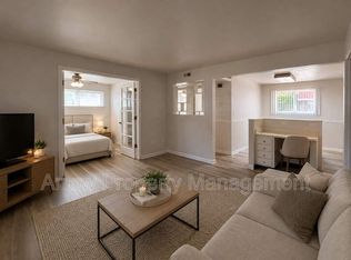 1446 S 20th St, Lincoln, NE 68502