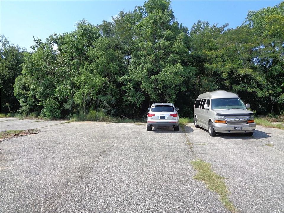 2nd image of 7350 Dickens Ferry Rd W