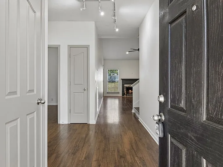 845 Kaylee Cir — Photo 11
