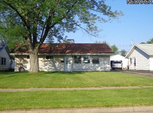 4227 Palm Ave, Lorain, OH 44055