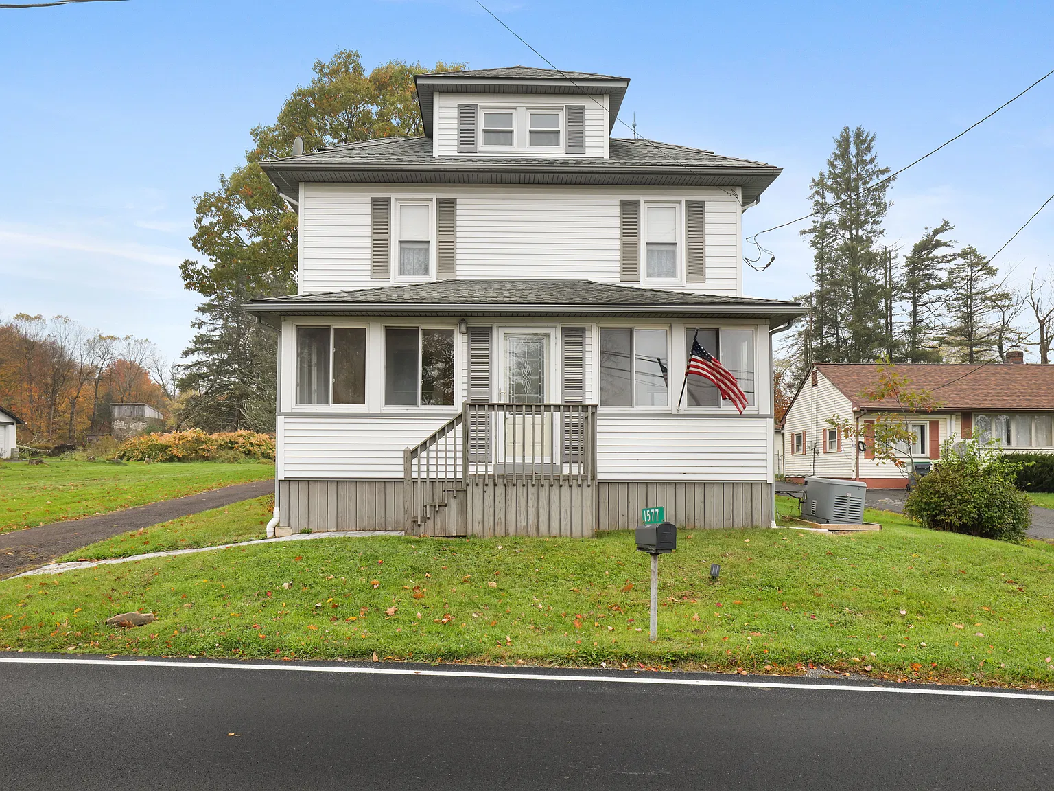 3 bed, 1500 sqft, $2,100 — Photo 1