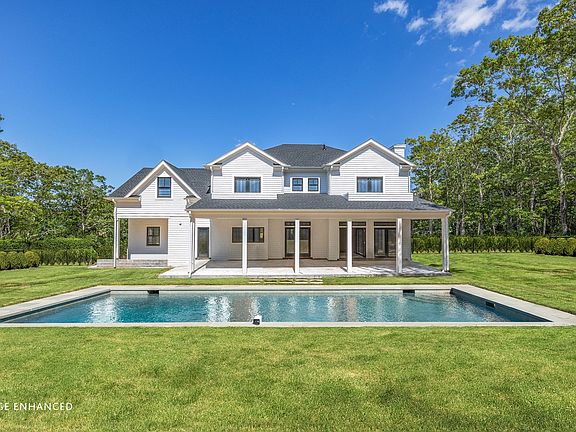 2nd image of 8 Red Creek Cir