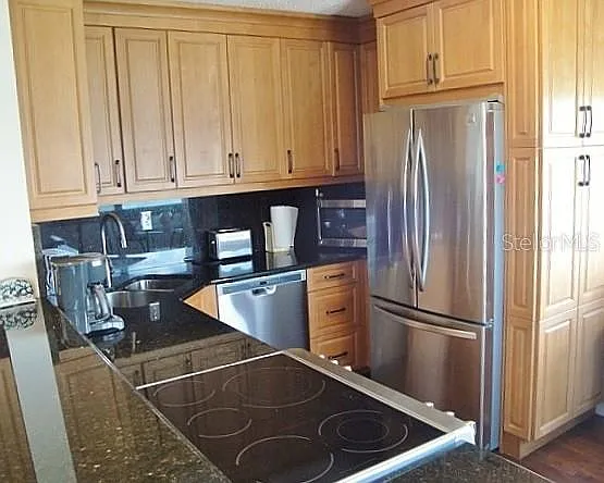 2 bed, 2.0 bath, 1315 sqft, $2,595 — Photo 4