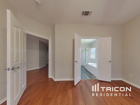 5th image of 3729 Summersville Ln