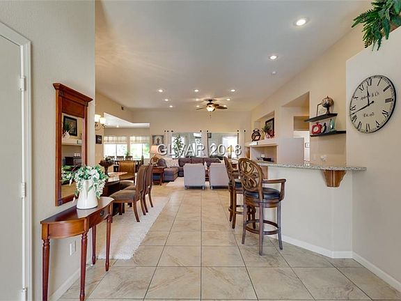 4th image of 7845 Russling Leaf Dr