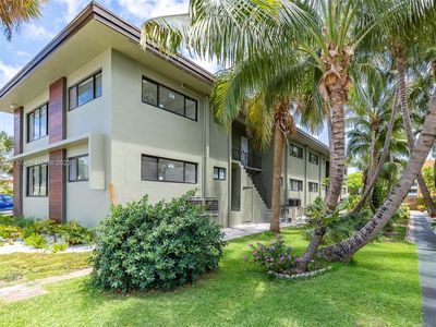 1050 95th St, Bay Harbor Islands, FL, 33154