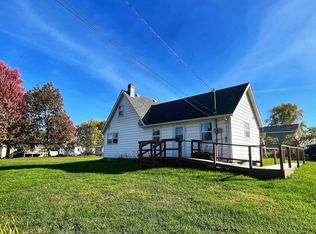 206 5th Ave SW, Waukon, IA 52172