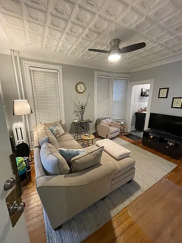 17 47th St #1 Photo 1