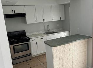 2285 NE 172nd St #7, North Miami Beach, FL 33160