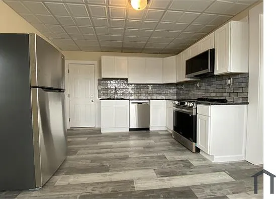 2210 Providence Rd — Photo 1