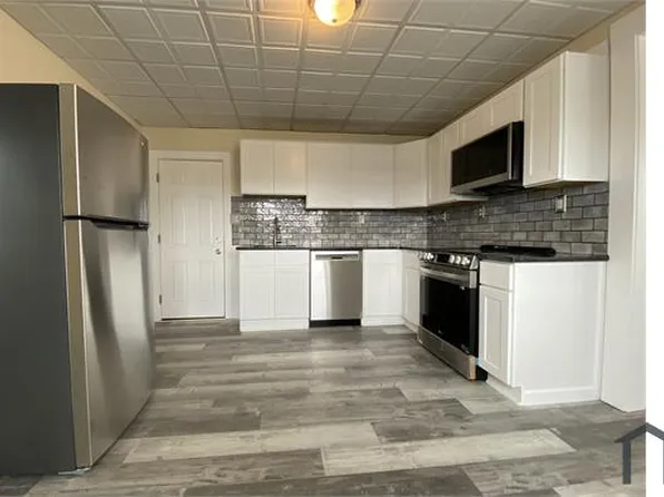 2210 Providence Rd, Northbridge, MA 01534