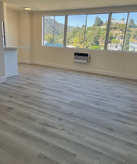 Madison Apartments — Photo 36