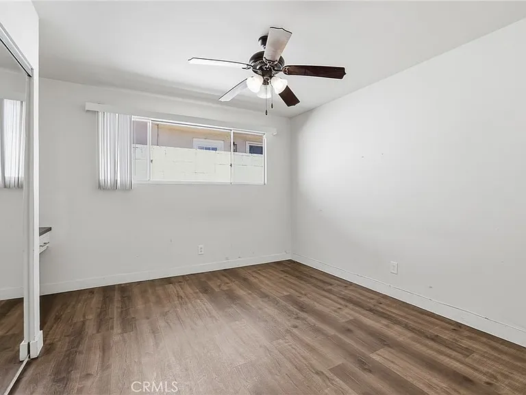 6732 Wooster Ave — Photo 21