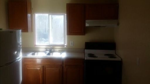 2nd image of 5530 Holway St