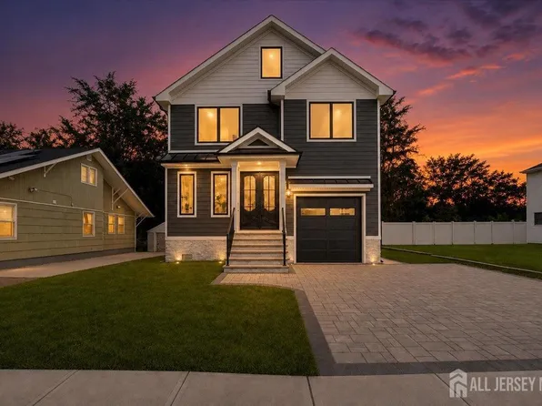 29 Lake St, Jamesburg, NJ 08831