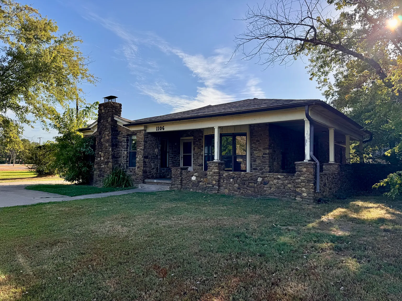 2 bed, 1685 sqft, $950 — Photo 1