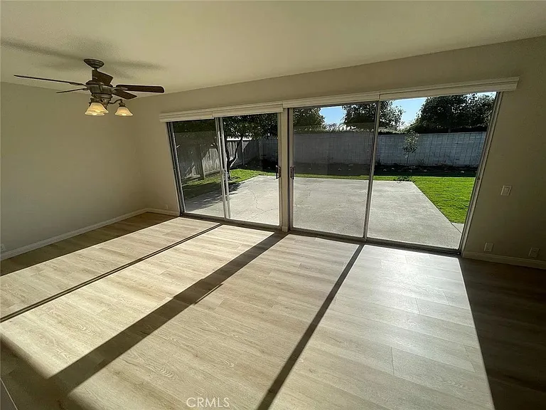 25372 Pacifica Ave — Photo 18