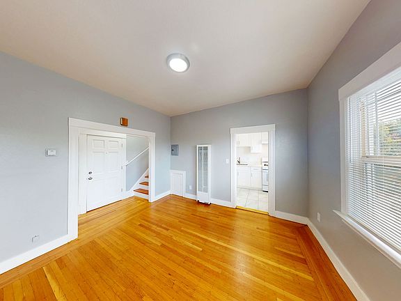 5th image of 624 31st St #628-B
