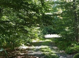 1172 Fox Trl, Cresco, PA 18326