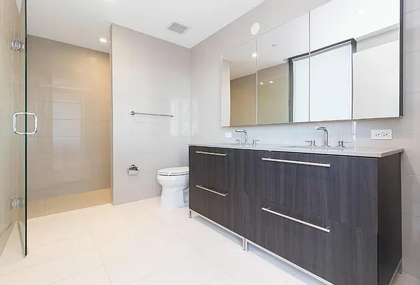 Rented by HCO NY | media 6