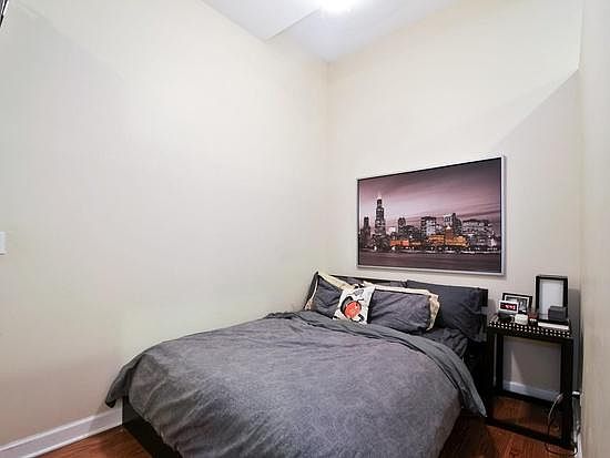 1st image of 1056-58 N Damen Ave #1M