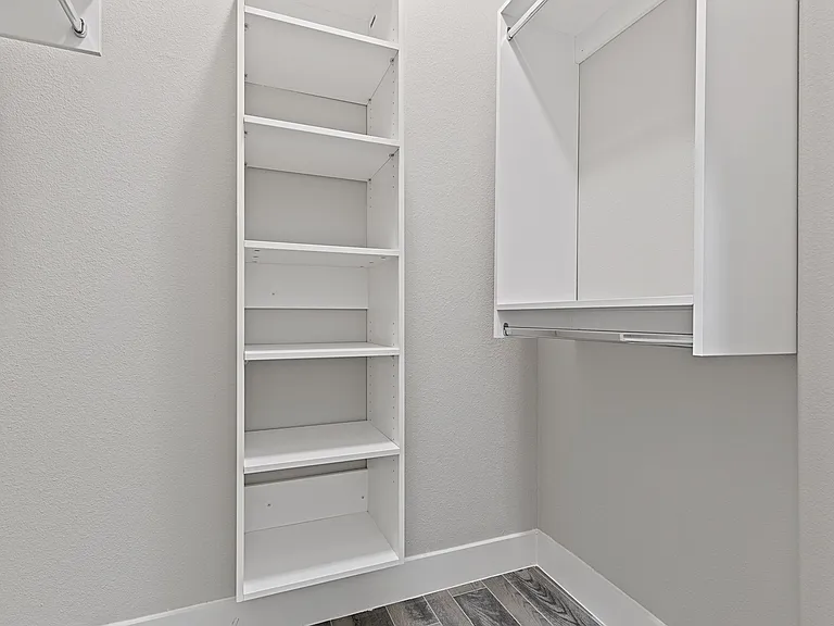 Briar Forest Lofts — Photo 11