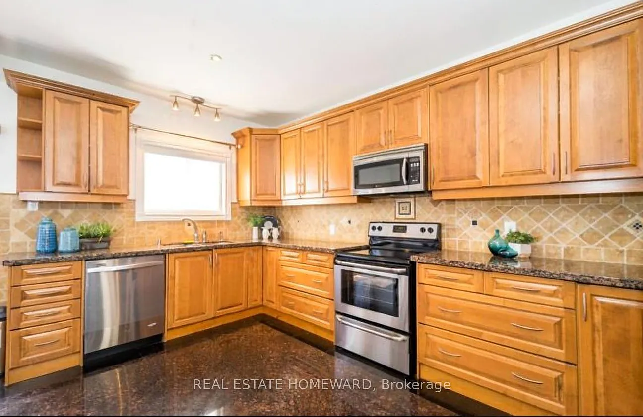 3 bed, $3,900 — Photo 4