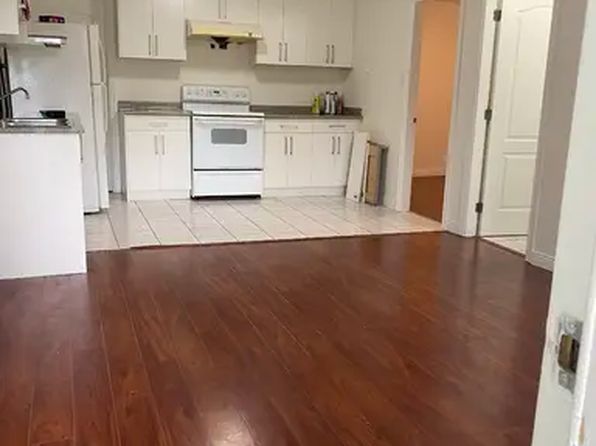 13470 65a Ave #1A, Surrey, BC V3W 1Z6